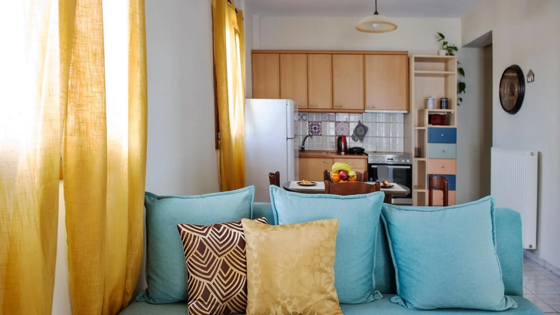 Контакты Eleni\'S Apartment